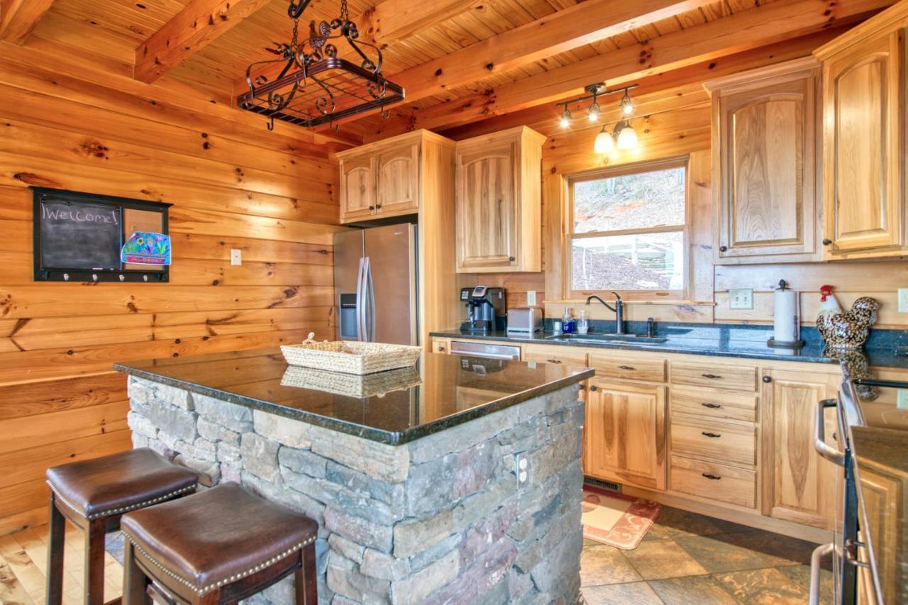 Hawk'S View Log Cabin Лейк-Луре Екстер'єр фото